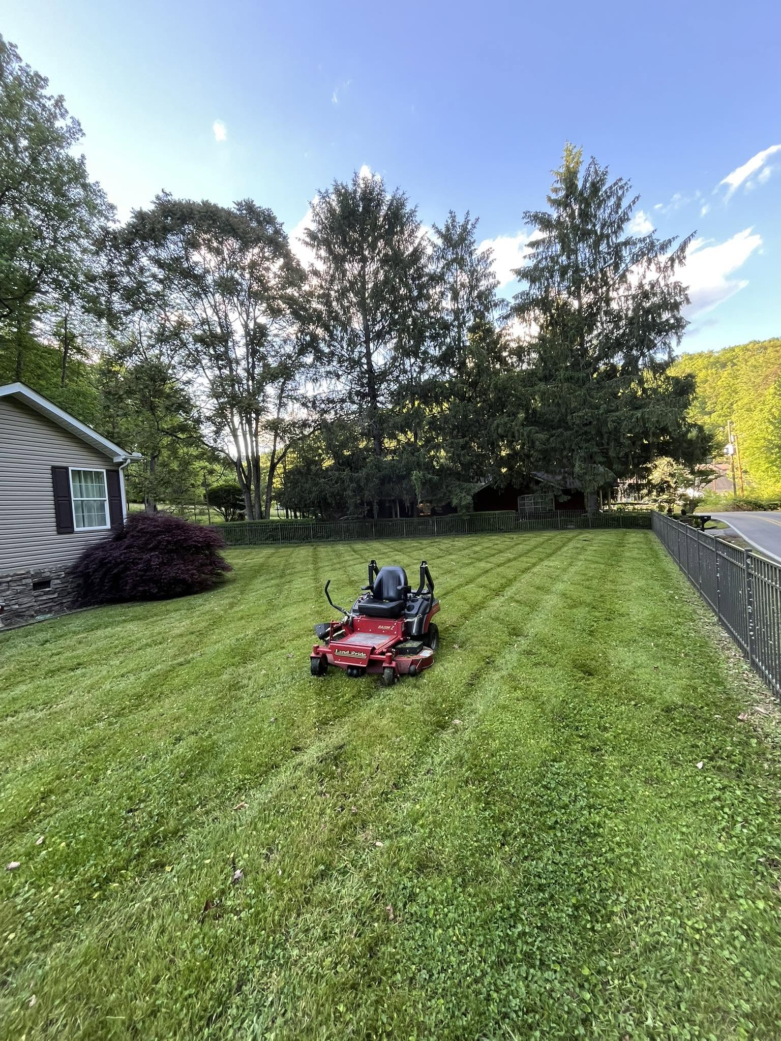 Luxury Lawns and Landscaping WV